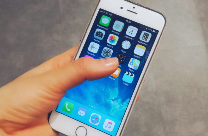 NAJLEPSZE (BEZPŁATNE) APLIKACJE NIEZBĘDNE W PODRÓŻY